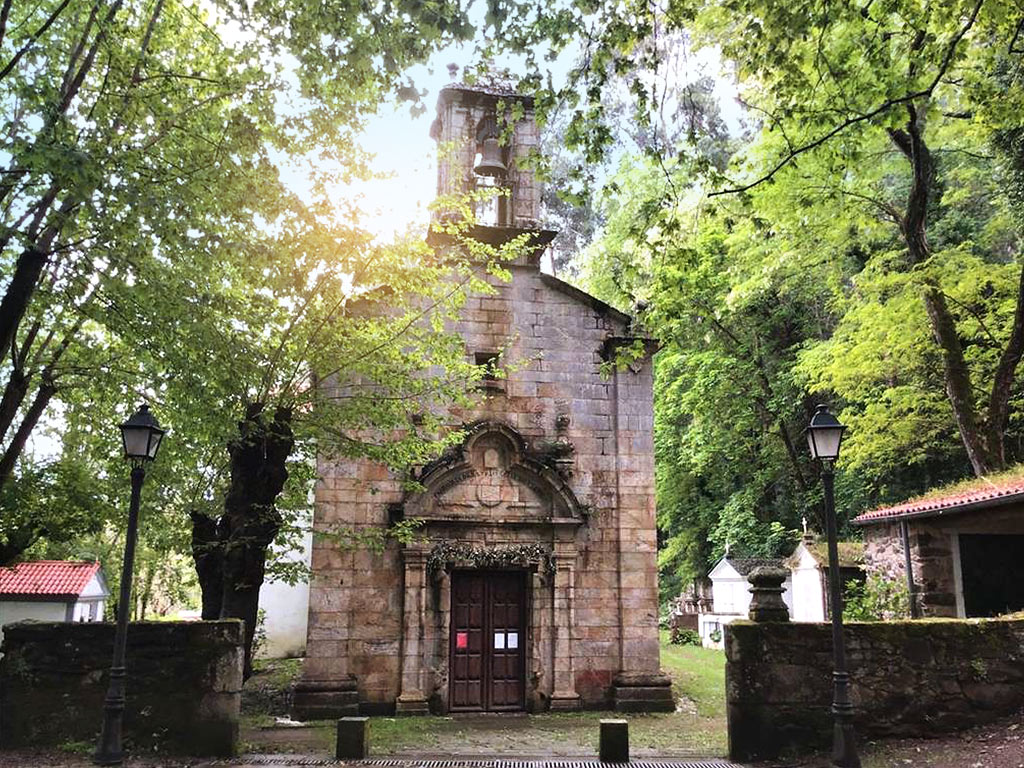 Iglesia de Santaia de Liáns